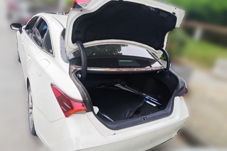 Used Toyota Avalon 2019 2.5L Ambition Version China VI Standard
