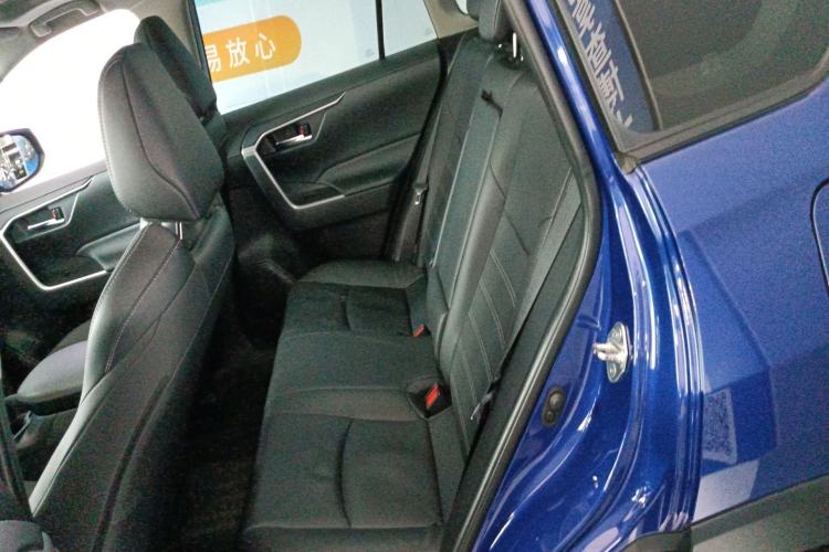 Used Toyota Wildlander 2020 Dual-Motor 2.5L E-CVT Four-Wheel Drive Luxury Edition Left Rear Seat