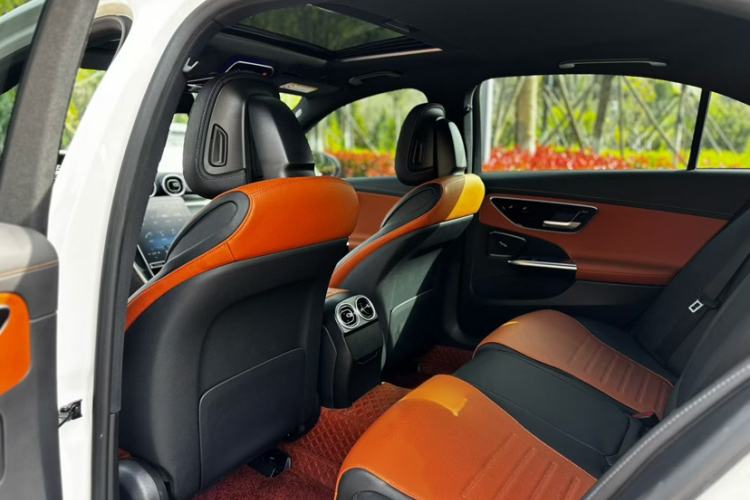 Used Mercedes-Benz C-Class 2022 C 200 L Sport Edition Interior 3