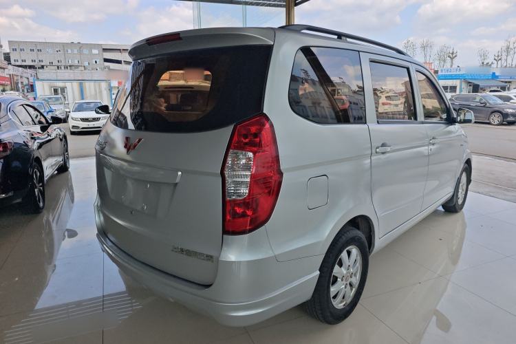 Used Wuling Hongguang 2014 1.5L S Standard Version
