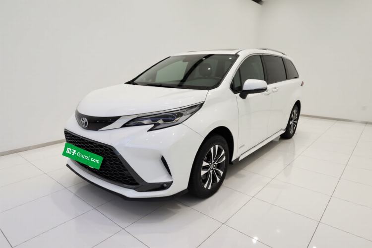 Used Toyota Granvia 2023 2.5L Hybrid Luxury Edition
