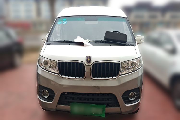 Used Jinbei New Hiace X30L 
