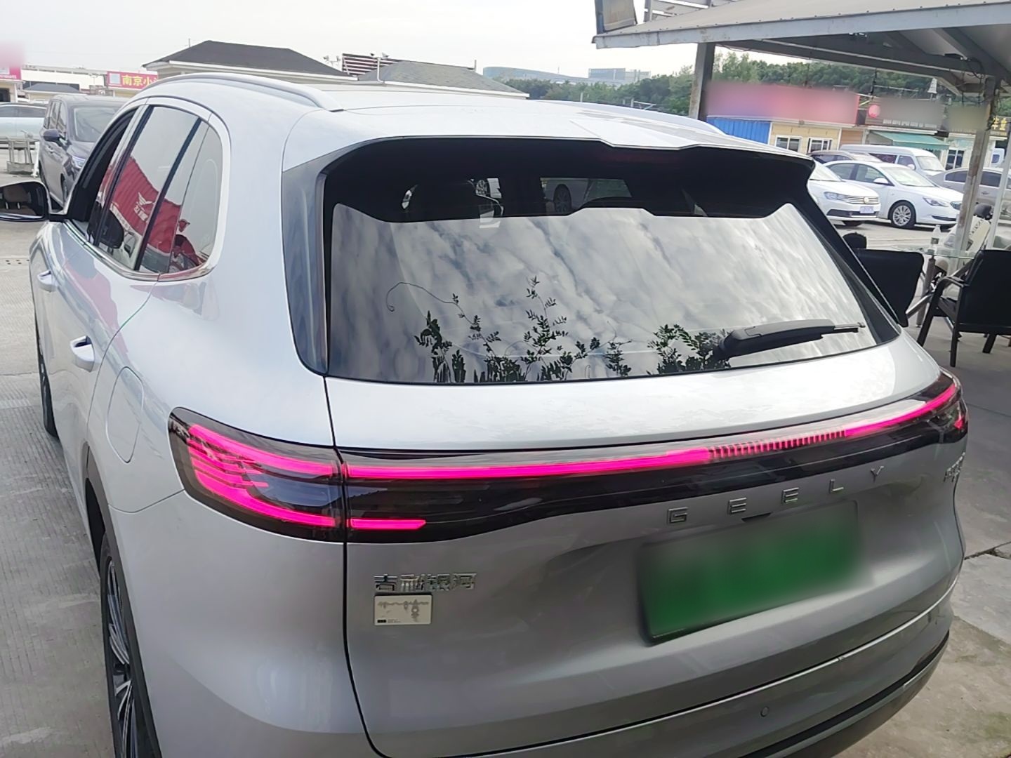 Geely Galaxy Xingjian 7 EM-i 2025 120km Navigator Edition — снимка 5