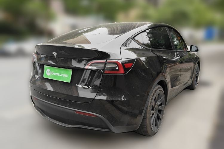 Used Tesla Model Y 2023 Rear-Wheel-Drive Version