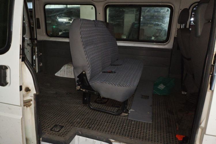 Used Ford Classic Transit 2015 2.8T Diesel Multi-Function Vehicle Short Wheelbase 6-Seater Mid-Roof Edition JX493ZLQ4