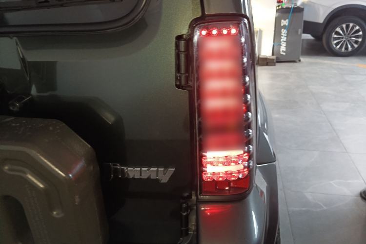 Used Suzuki Jimny 2015 1.3 AT Mode3 Navigation Edition