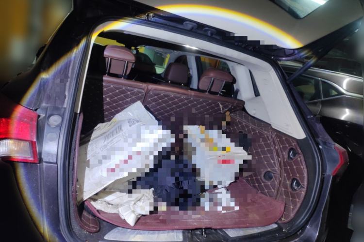 Used Buick Envision 2018 20T Two-Wheel Drive Luxury Model Trunk