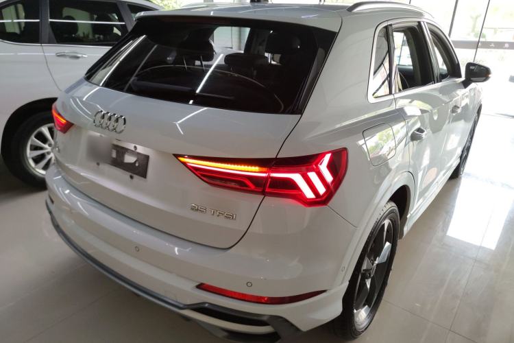 Used Audi Q3 2021 35 TFSI Fashion Dynamic Model