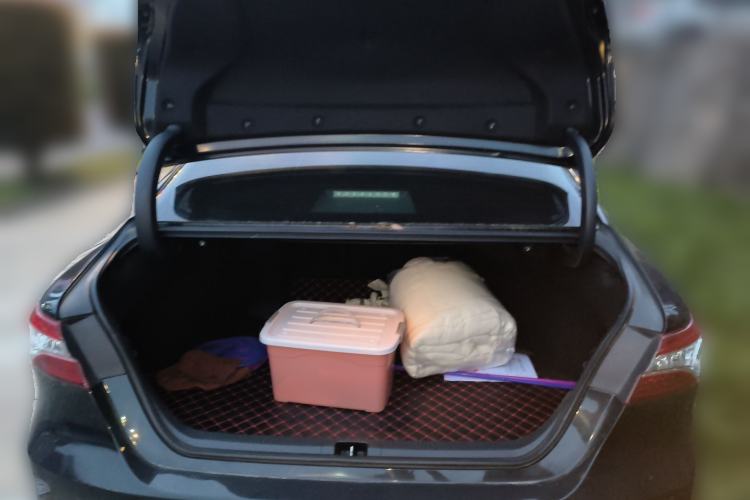 Used Toyota Camry 2019 Revised Version 2.0G Luxury Edition