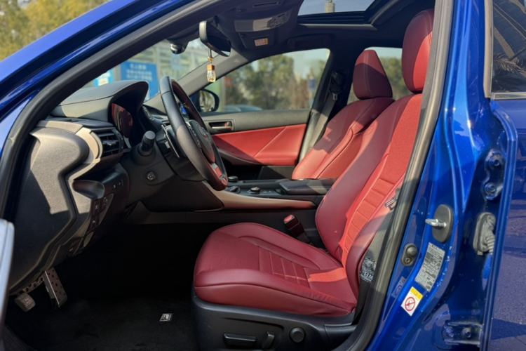 Used Lexus IS 2017 300 F SPORT Edition
