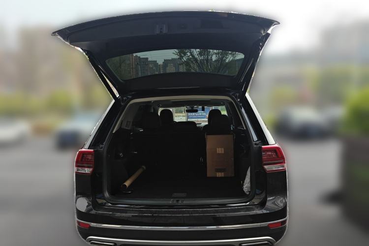 Used Volkswagen Teramont 2019 330TSI Two-Wheel-Drive Luxury Edition China V Standard
