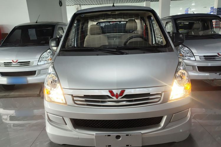 Used Wuling Rongguang S 2023 1.5L Basic Enclosed-Window Vehicle 2 Seats
