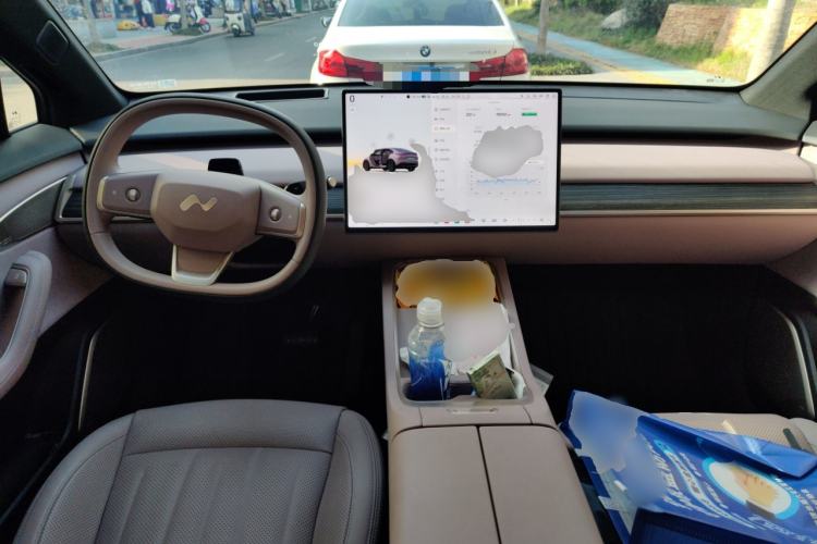 Used ONVO L60 2024 60 kWh Rear-Drive Version