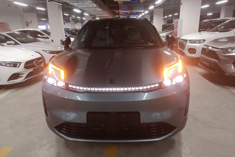 Used Lynk & Co 08 EM-P 2023 220 km Limited-Time Edition