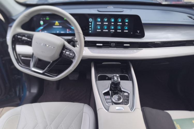 Used Chery Tiggo 7 PLUS New Energy 2023 1.5T Zhiyuan Trim Center Console