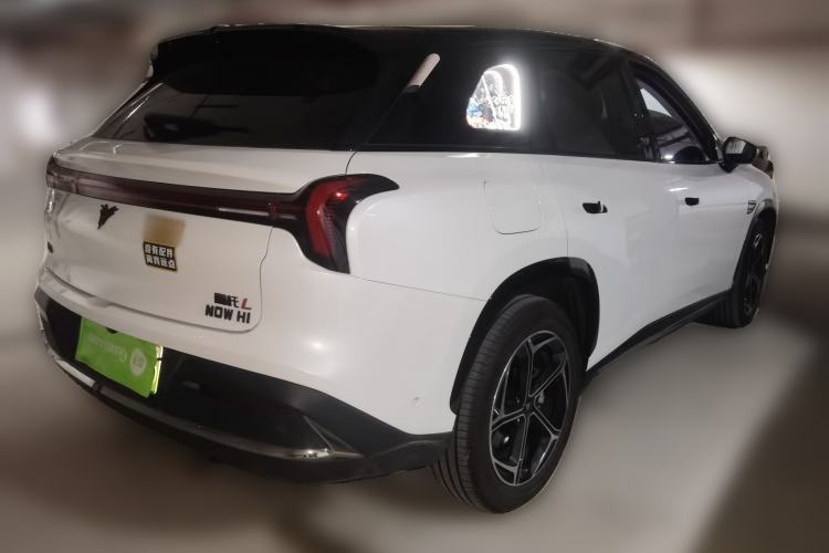 Used NETA L 2024 Extended-Range 310 Flash-Charge Red Edition
