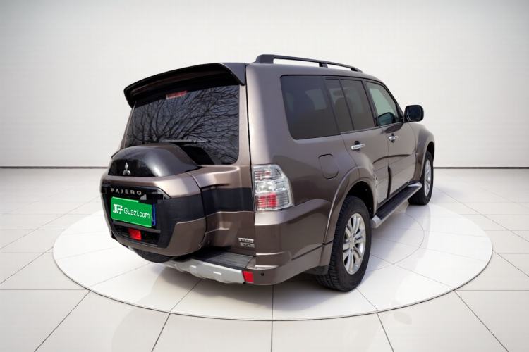 Used Mitsubishi Pajero 
