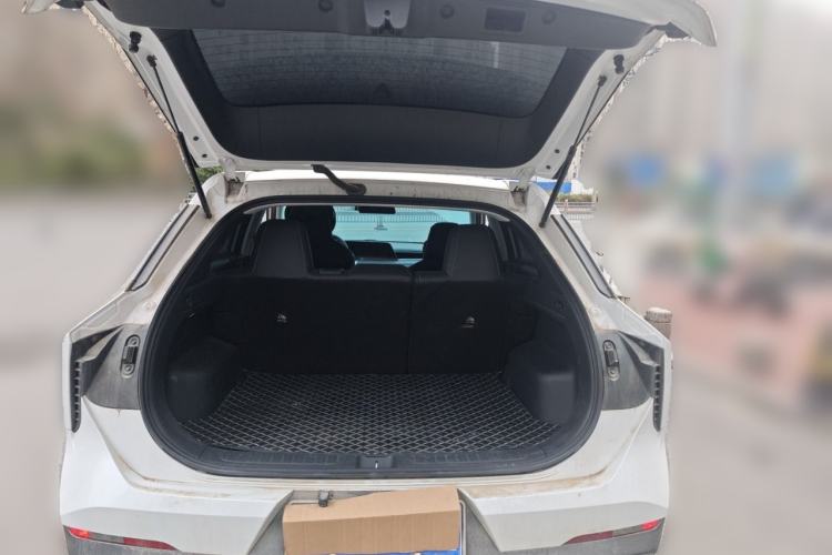 Used Venucia V 2023 260T Idol Edition Pro