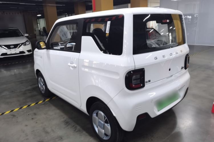 Used Geely Galaxy Panda 2024 Panda Mini 200km Endurance Bear
