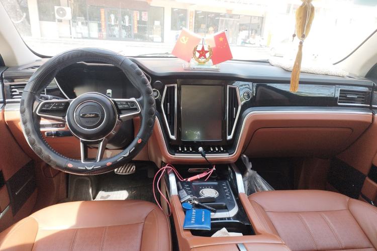 Used Zotye T700 2017 1.8T Dual-Clutch Prestige Model
