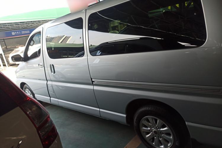 Used Jinbei Grace 2010 2.7L 3rd Generation Yu Ling Luxury Version Long Wheelbase 9-Seater Equipped with 2TR Engine
