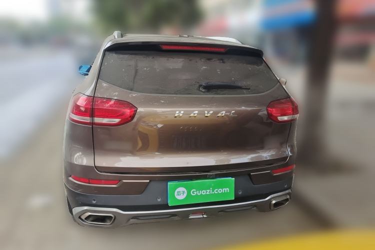 Used Haval H6 2017 Red Label 2.0T Automatic Two-Wheel Drive ZhiShang Model