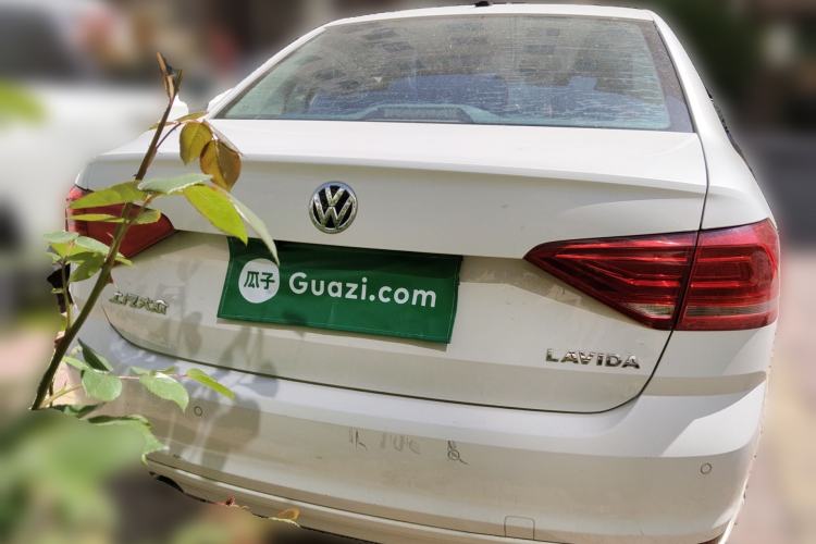 Used Volkswagen Lavida 2017 1.6L Automatic Fashion Edition
