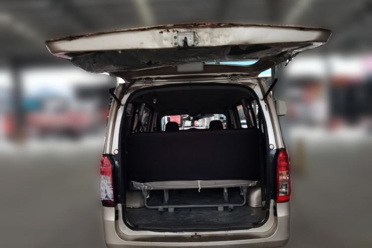 Used Wuling Rongguang V 2016 1.5L Practical Version Trunk