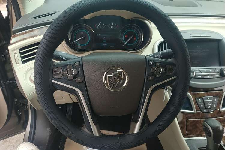 Used Buick LaCrosse 2013 2.4L SIDI Leading Comfort Version