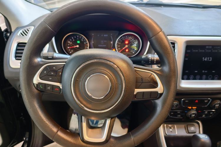 Used Jeep Compass 2019 220T Automatic Enjoyment Version
