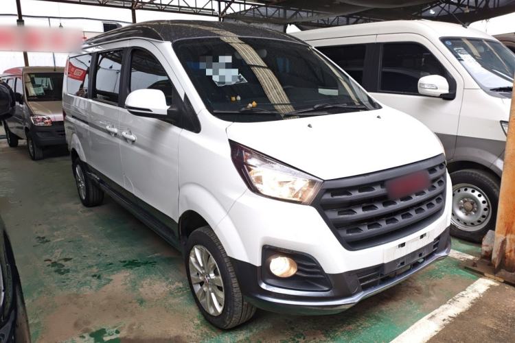 Used Jinbei Gold Hiace M Classic 2023 1.5L Travel Lion Passenger Vehicle 5/6/7 Seats
