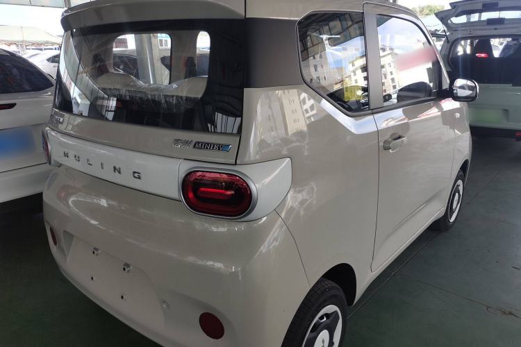 Used Wuling Hongguang MINIEV 2024 3rd Generation 215km Youth Edition
