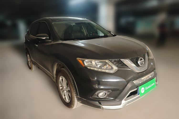 Used Nissan X-Trail 2014 2.0L CVT Comfort Edition 2WD Front Right 45 Deg
