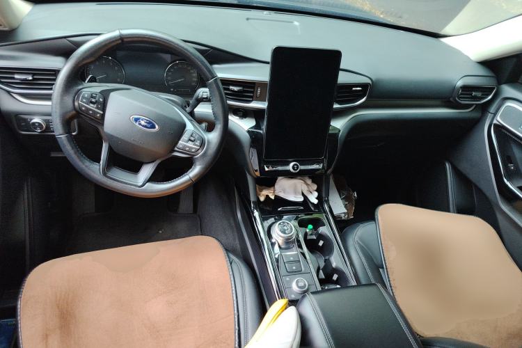 Used Ford Explorer 2020 EcoBoost 285 Four-Wheel Drive Trend Edition 6 Seats Center Console