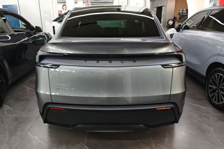 Used Tesla Model Y 2025 Rear-Wheel-Drive Version Rear