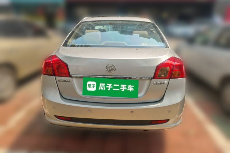 Used Buick Excelle 2011 1.6 LE-MT Rear
