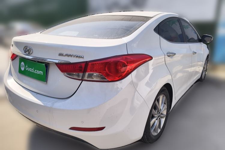 Used Hyundai Elantra (5th Generation / Langdong) 2015 1.6L Manual Leading Model

