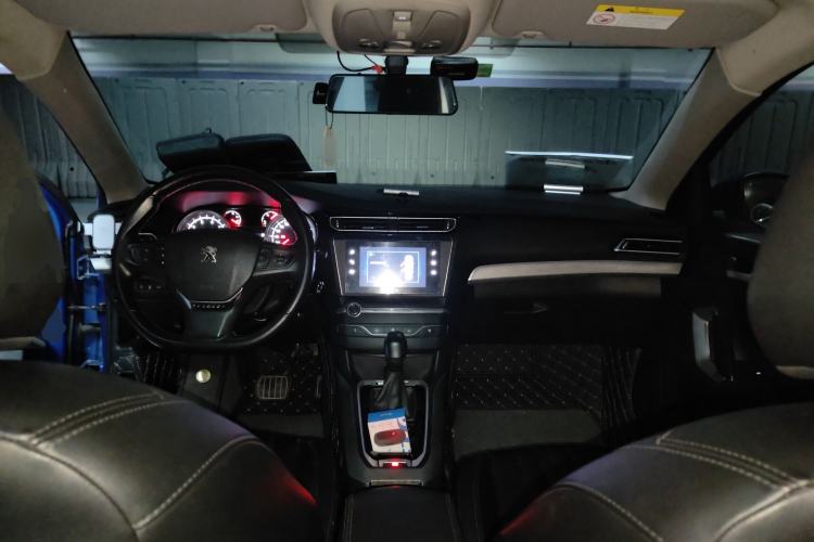 Used Peugeot 408 2019 230THP Automatic Luxury Edition China V Standard Center Console