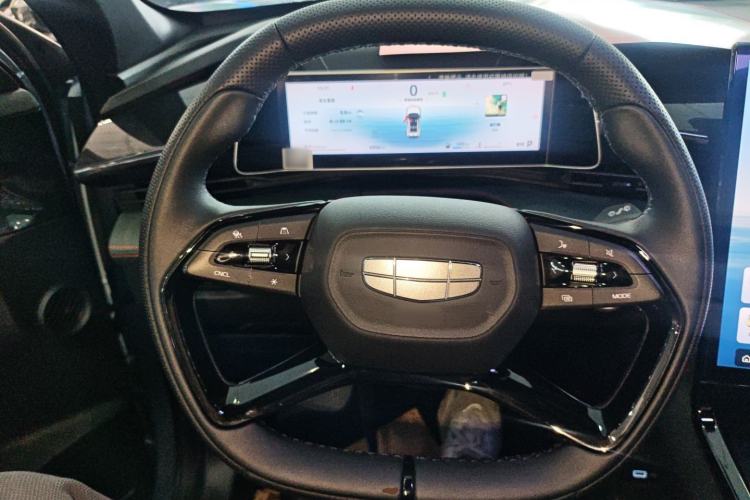 Used Geely Auto Emgrand X7 Sport 2024 1.5TD Smart Connect+