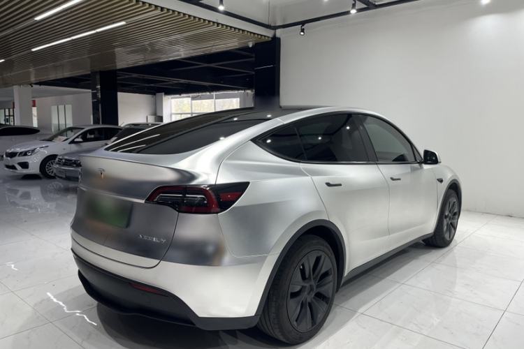 Used Tesla Model Y 2024 Rear-Wheel-Drive Version
