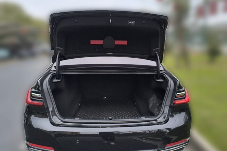 Used BMW 7 Series 2019 Restyled 740Li Leading Luxury Package Trunk