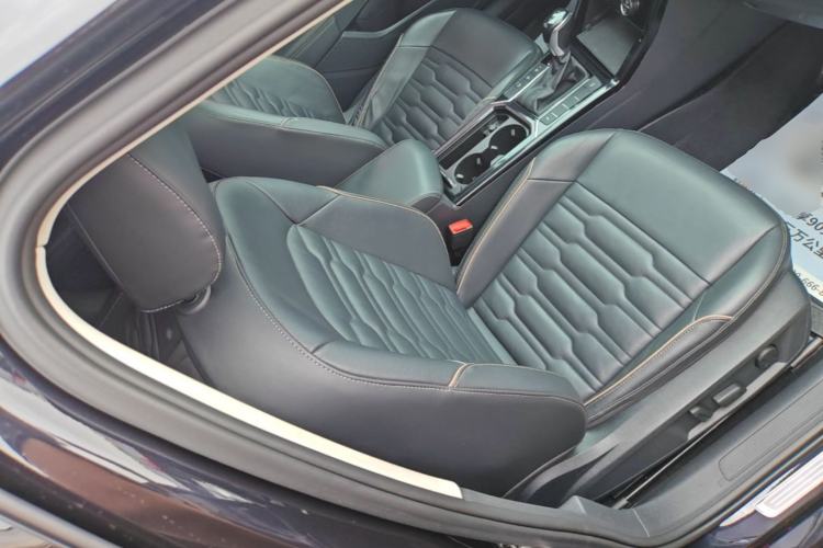 Used Volkswagen Passat 2019 330TSI Elite Edition China VI