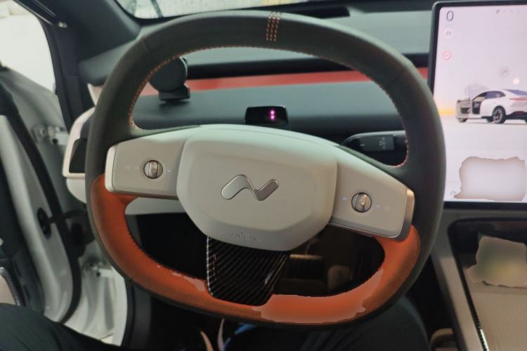 Used ONVO L60 2024 60 kWh Rear-Drive Version