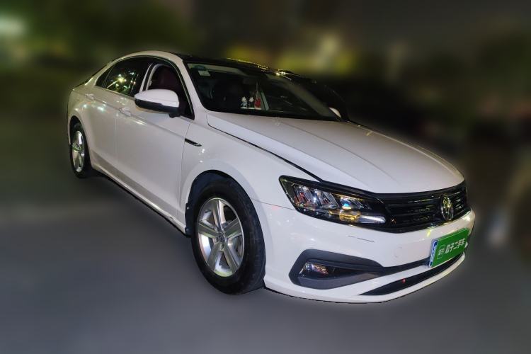 Used Volkswagen Lamando 2019 230TSI DSG Fashion Edition China V Standard Front Right 45 Deg