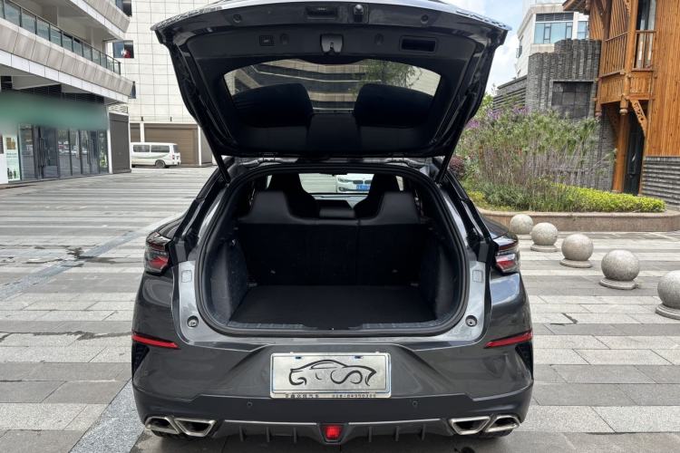 Used CHANGAN UNI-T 2020 1.5T Flagship Version Exterior 5