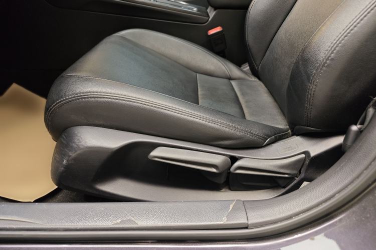 Used Honda Integra 2022 240TURBO CVT Technology Edition Interior 2