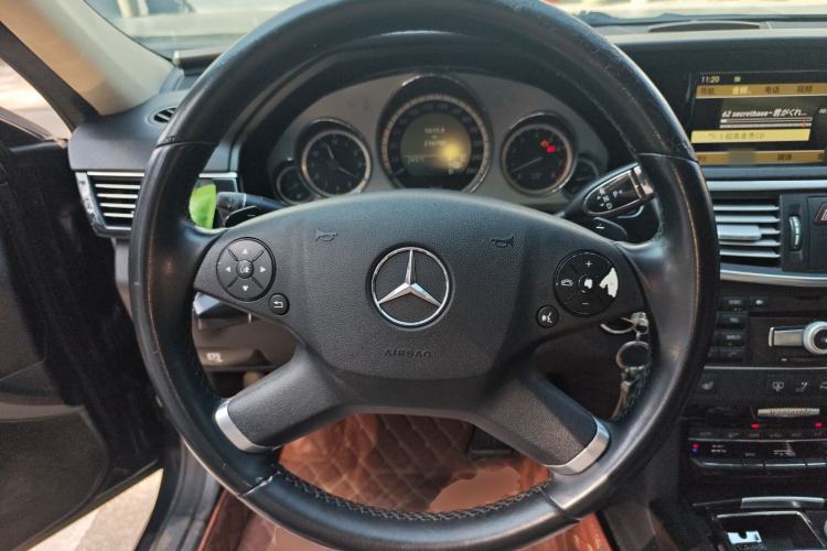 Used Mercedes-Benz E-Class 2010 E 300 L Fashion Model