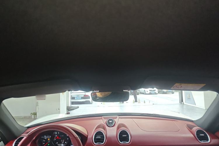 Used Porsche 718 2016 Cayman 2.0T
