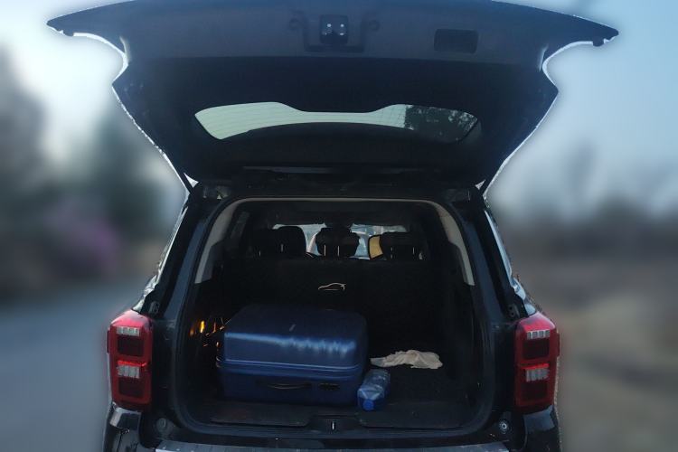 Used GAC Trumpchi GS8 2017 320T Two-Wheel Drive Luxury Smart Connectivity Version (7 Seats)
