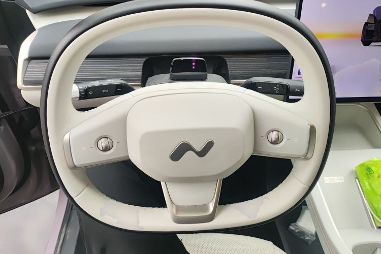 Used ONVO L60 2024 60 kWh Rear-Drive Version Steering Wheel